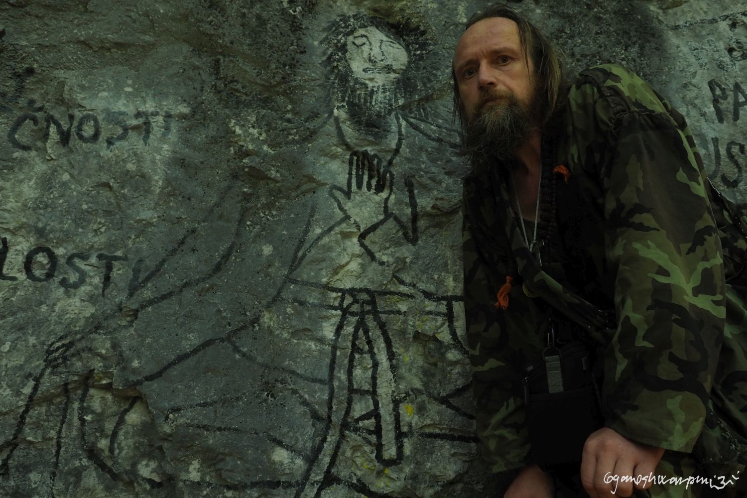 V mé bývalé meditační jeskyni (2020).